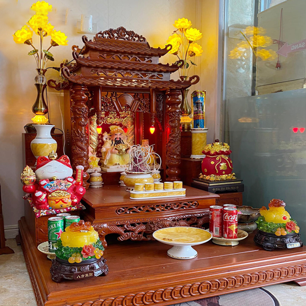 Bàn thờ Thần Tài mang lại tài lộc, may mắn Bàn thờ Thần Tài mang lại tài lộc, may mắn