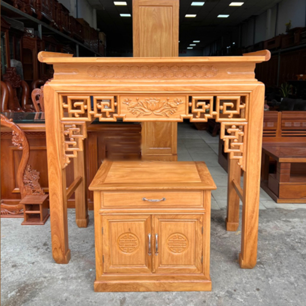 Bộ bàn thờ án gian kết hợp bàn cúng nhỏ, có tổng thể trang nghiêm, hài hòa Bộ bàn thờ án gian kết hợp bàn cúng nhỏ, có tổng thể trang nghiêm, hài hòa