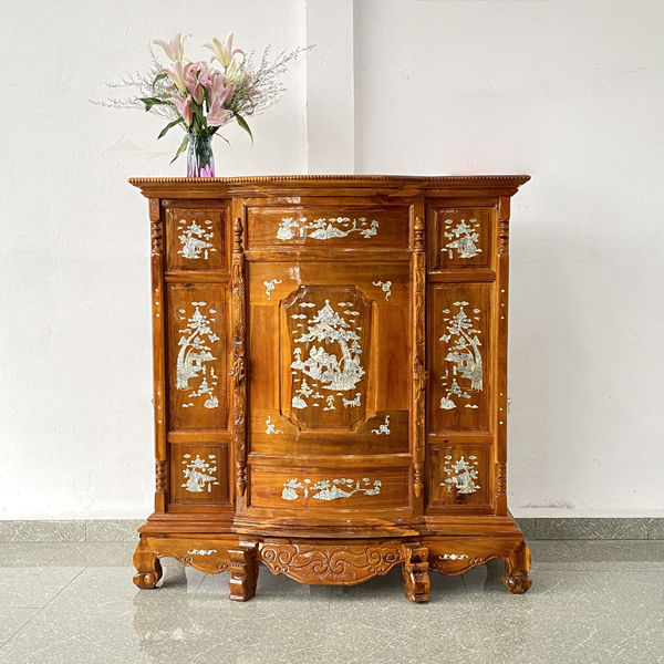 Tùy vào không gian nên chọn kích thước tủ thờ hợp lý Tùy vào không gian nên chọn kích thước tủ thờ hợp lý