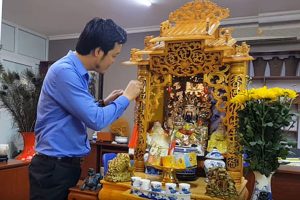 Tham khảo 5 bước hướng dẫn lau dọn bàn thờ Thần Tài đơn giản