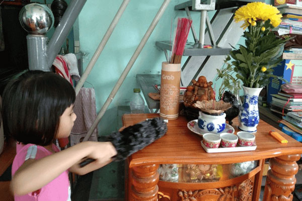 Gia chủ cần dọn dẹp theo lần lượt từng món đồ Gia chủ cần dọn dẹp theo lần lượt từng món đồ