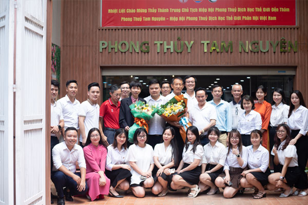 Phong Thủy Tam Nguyên là địa chỉ chuyên phân phối các dòng sản phẩm phong thủy chất lượng Phong Thủy Tam Nguyên là địa chỉ chuyên phân phối các dòng sản phẩm phong thủy chất lượng