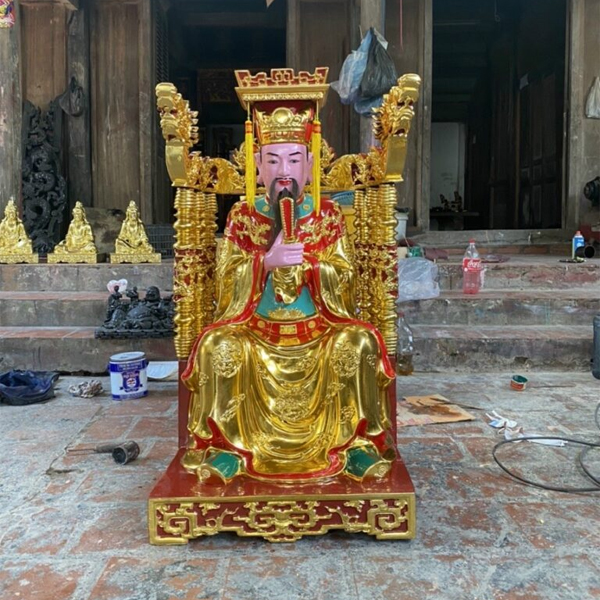 Tượng Ngọc Hoàng Thượng Đế thường được làm từ chất liệu gỗ tự nhiên Tượng Ngọc Hoàng Thượng Đế thường được làm từ chất liệu gỗ tự nhiên