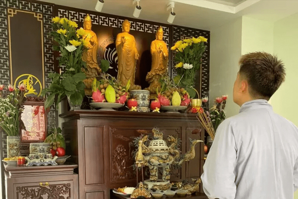 Hình ảnh ban thờ Tam Thế Phật Hình ảnh ban thờ Tam Thế Phật
