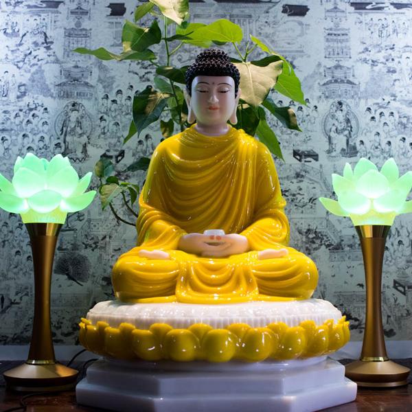 Bất kỳ ai cũng có thể thờ Ngài để hướng tâm về điều thiện lành Bất kỳ ai cũng có thể thờ Ngài để hướng tâm về điều thiện lành