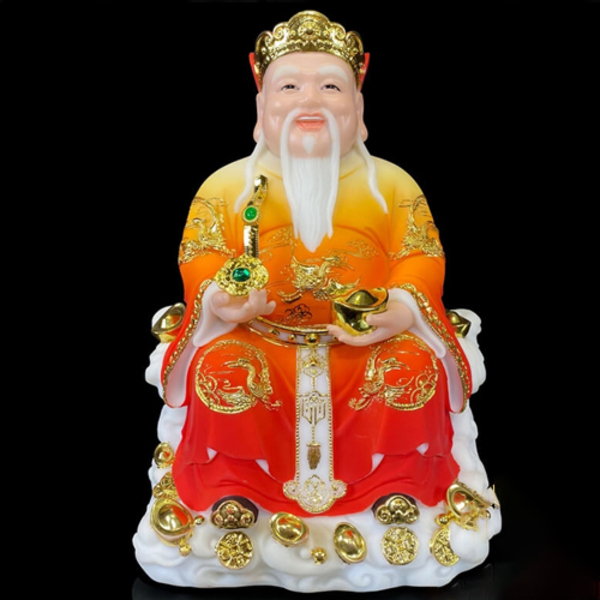 Tượng Tần Tài có gương mặt phúc hậu, ánh mắt tươi vui, tay cầm thỏi vàng tượng trưng cho tài lộc, may mắn Tượng Tần Tài có gương mặt phúc hậu, ánh mắt tươi vui, tay cầm thỏi vàng tượng trưng cho tài lộc, may mắn