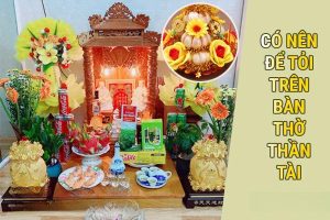 Bàn thờ Thần Tài có nên để tỏi không?