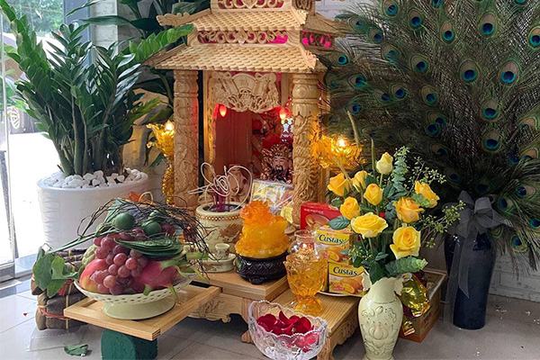 Cần xem xét kỹ lưỡng nguyên tắc phong thủy về số lượng cây trên bàn thờ Cần xem xét kỹ lưỡng nguyên tắc phong thủy về số lượng cây trên bàn thờ